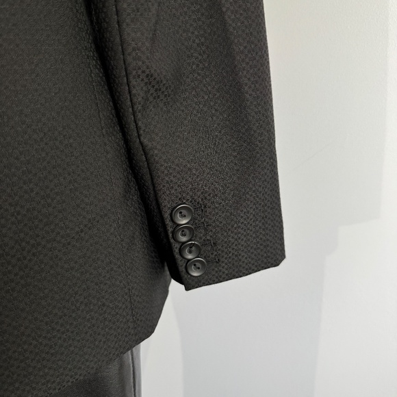 Willow & Thread - Black Blazer/ Suit Jacket - Picture 4 of 11